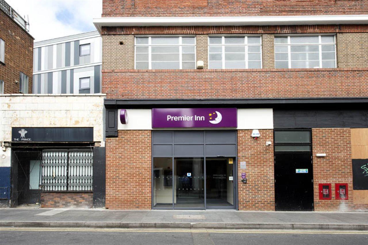 Premier Inn London Brixton Exterior foto